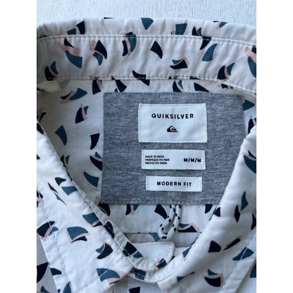 Quiksilver Men's Printed Multicolor Short Sleeve Modern Fit Shirt Size M NWOT - Picture 3 of 13